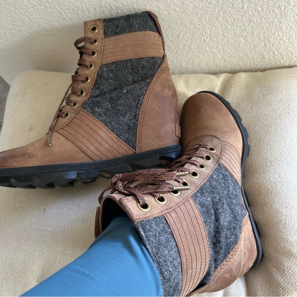 Sorel Joan of  Artic Booties - Picture 7 of 9